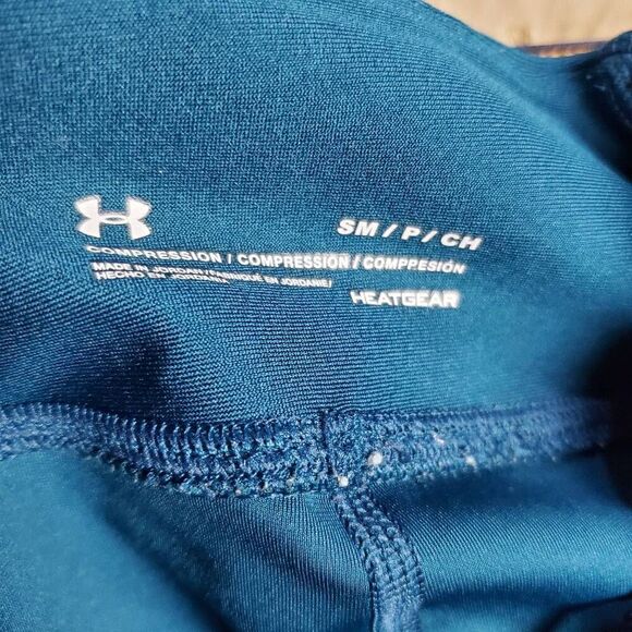 Under Armour HeatGear Compression Leggings Women’s Size SM Blue Geometric Print - Picture 6 of 8